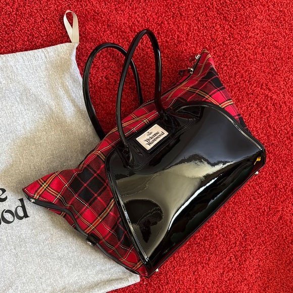 Vivienne Westwood NWT SHIRLEY LARGE YASMIN RED/blk AW2020 - Picture 3 of 17